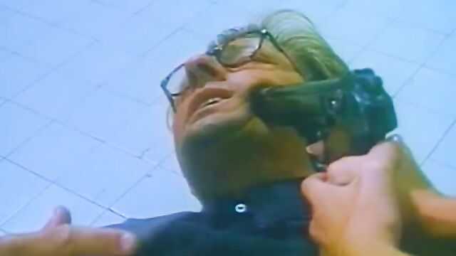 Сексуальный киллер Никита (1997) с русским переводом