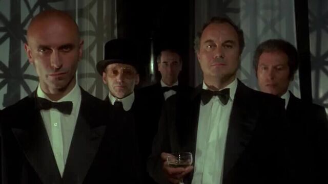 Прекрасная пленница | La belle captive (1982) эротический фильм
