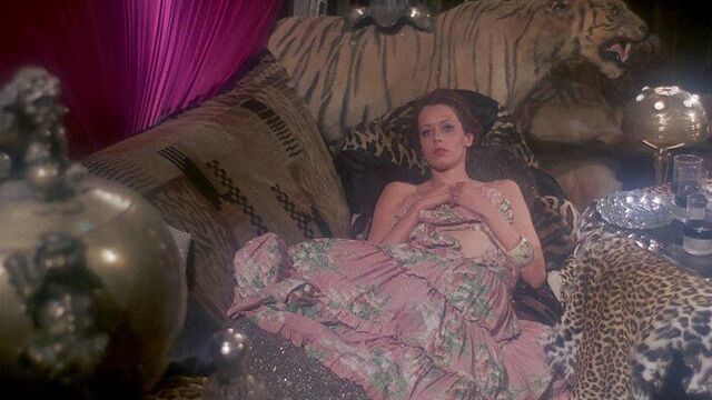 Эммануэль | Emmanuelle (1974) эротический фильм